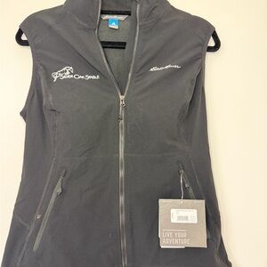 Eddie Bauer First Ascent Sandstone Soft Shell Vest – Women’s Small